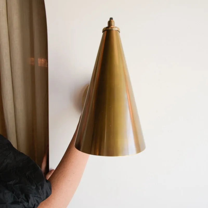 Adjustable Conical Antique Wall Light | Assorted Finish