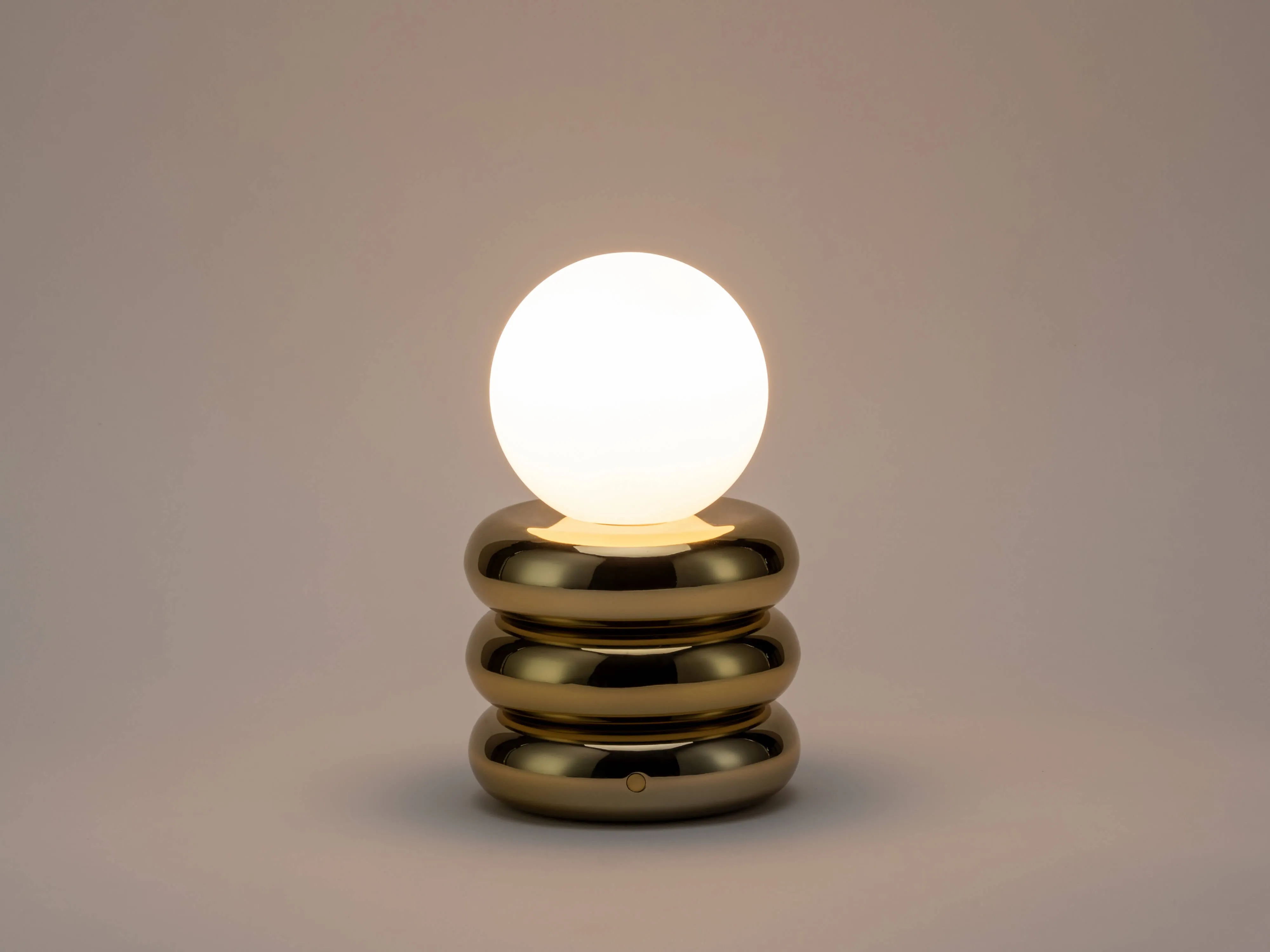 Brass cordless tube table lamp