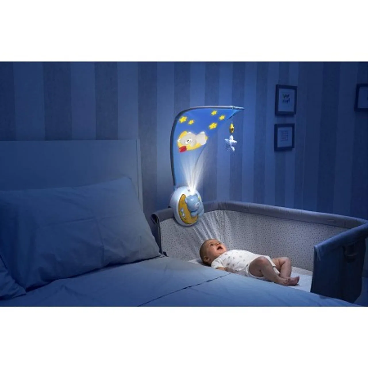 Chicco Next2Moon Mobile with Night Light Projector 0m 