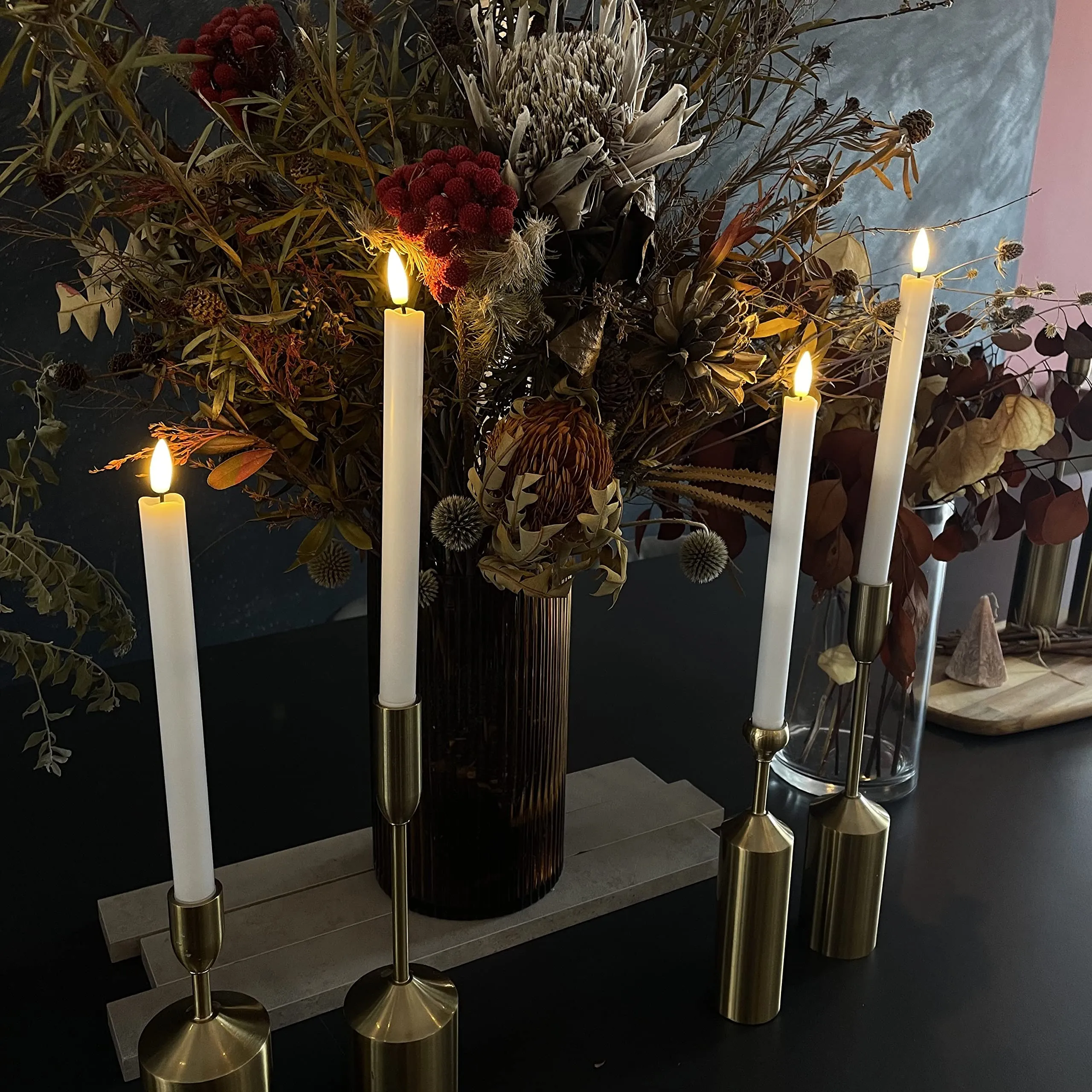 LOVECANDOU Led Battery Operated Flameless Taper Candles Light with Remote &Timer,Electric Fake Window Candle Flickering Like Real Wax,Floating Candle Stick for Home Der (White)