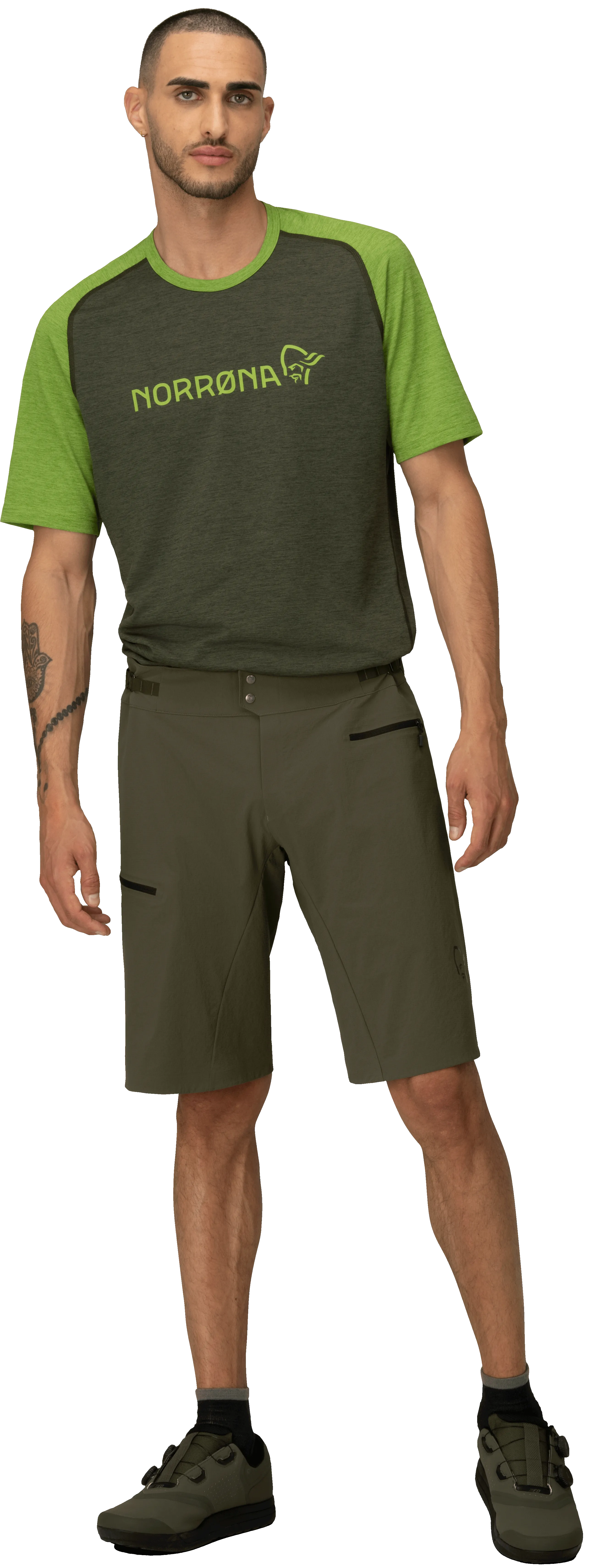 Norrøna Men&#x27;s Fjørå Flex1 Light Shorts Olive Night | Buy Norrøna Men&#x27;s Fjørå Flex1 Light Shorts Olive Night here | Outnorth