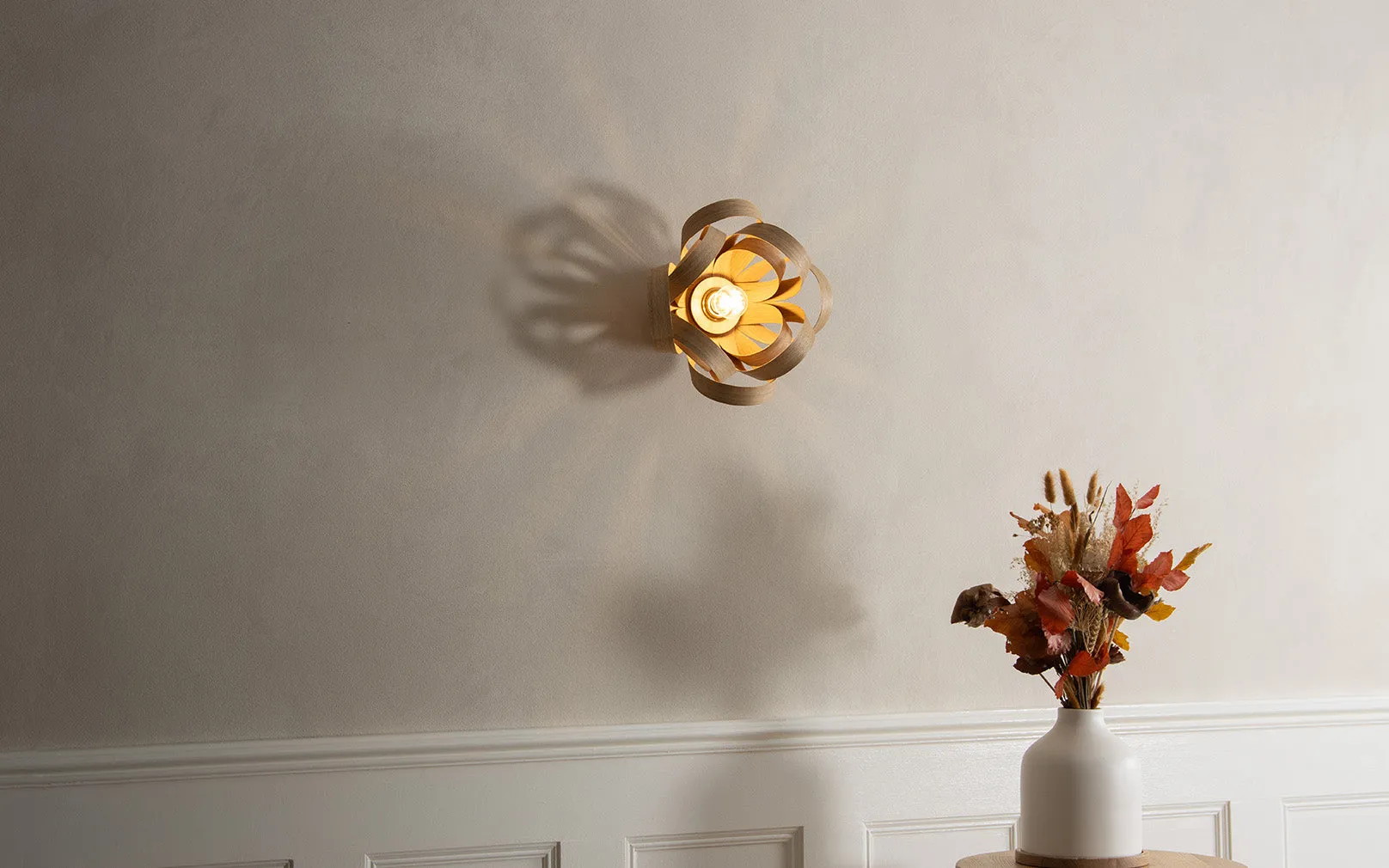 Skipper Wireless Wall Light